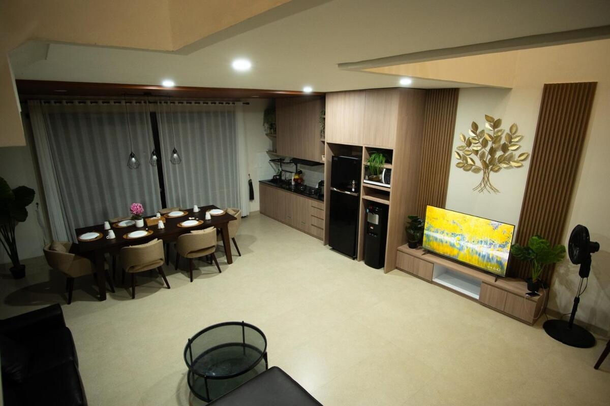 Modern Tropical House